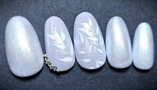 Press-On Nails "ELEANOR"